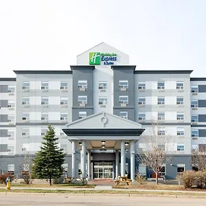 Express & Suites-edmonton South By Ihg Canada
